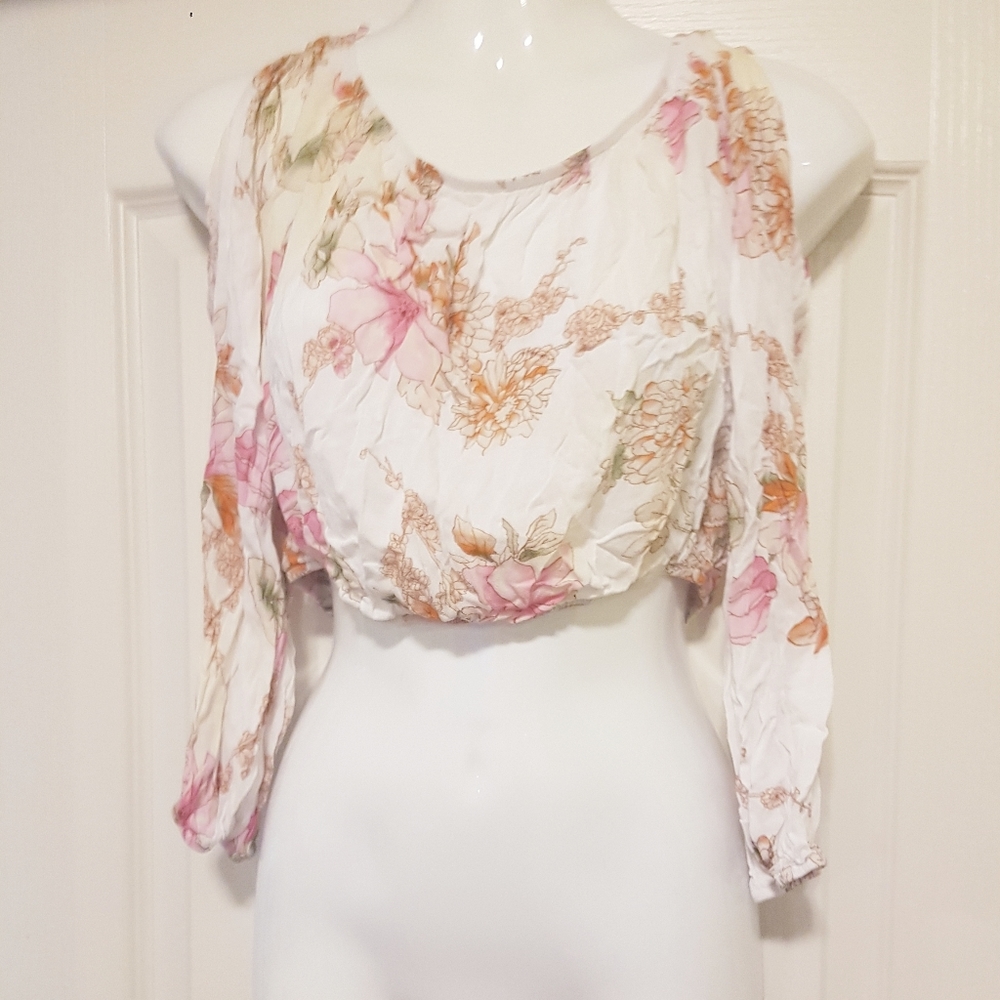 Forever 21 floral cropped top